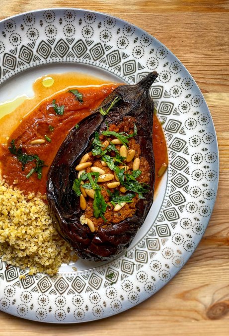İmam Bayıldı: The Turkish Stuffed Aubergine Packed with Mediterranean Flavour
